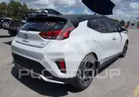 2019 Hyundai Veloster photo