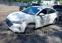 2019 Hyundai Elantra photo