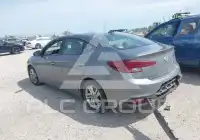 2019 Hyundai Elantra фото