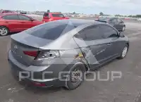 2019 Hyundai Elantra photo