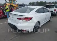 2019 Hyundai Elantra фото