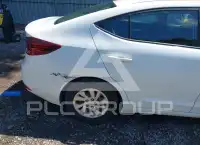 2019 Hyundai Elantra photo