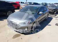 2019 Hyundai Elantra фото
