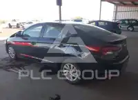 2019 Hyundai Elantra photo