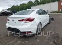 2019 Hyundai Elantra photo