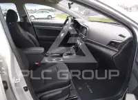 2019 Hyundai Elantra photo