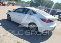 2019 Hyundai Elantra фото