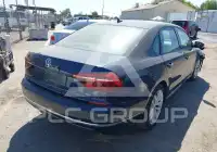 2019 Volkswagen Passat фото