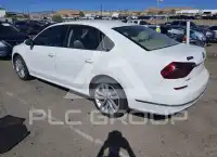 2019 Volkswagen Passat photo