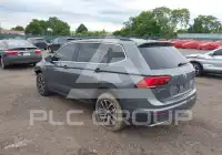 2019 Volkswagen Tiguan photo