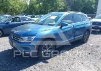 2019 Volkswagen Tiguan photo