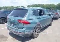 2019 Volkswagen Tiguan фото