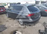 2019 Volkswagen Tiguan photo