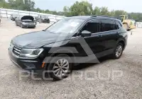2019 Volkswagen Tiguan photo