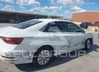 2019 Volkswagen Jetta photo