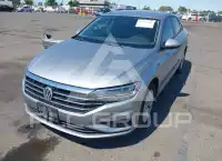2019 Volkswagen Jetta фото