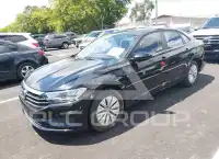 2019 Volkswagen Jetta фото