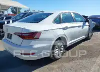 2019 Volkswagen Jetta photo