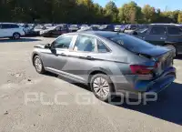 2019 Volkswagen Jetta photo
