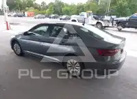 2019 Volkswagen Jetta photo