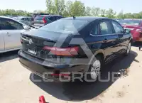 2019 Volkswagen Jetta фото