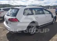 2019 Volkswagen GOLF photo
