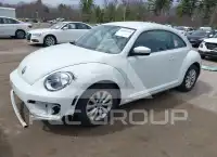 2019 Volkswagen BEETLE photo