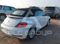 2019 Volkswagen BEETLE photo