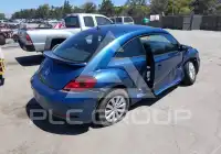 2019 Volkswagen BEETLE photo