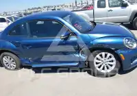 2019 Volkswagen BEETLE photo