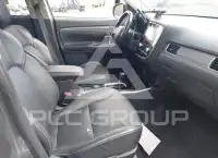 2020 Mitsubishi OUTLANDER фото