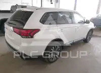 2020 Mitsubishi OUTLANDER photo