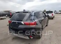 2020 Mitsubishi OUTLANDER photo