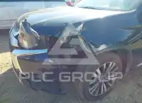2020 Mitsubishi OUTLANDER photo