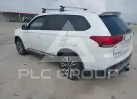 2020 Mitsubishi OUTLANDER photo