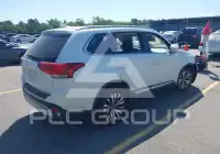 2020 Mitsubishi OUTLANDER photo
