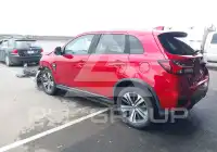 2020 Mitsubishi OUTLANDER photo