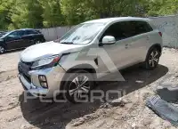 2020 Mitsubishi OUTLANDER photo