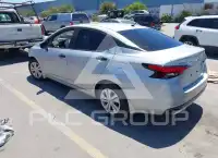 2020 Nissan VERSA фото