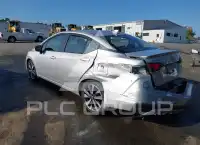 2020 Nissan VERSA фото