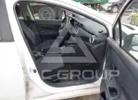2020 Nissan VERSA фото