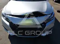 2020 Nissan VERSA фото