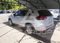 2020 Nissan ROGUE photo