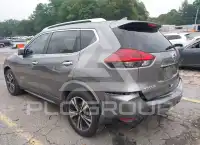2020 Nissan ROGUE photo