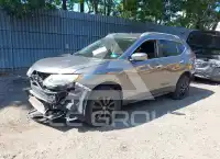 2020 Nissan ROGUE photo