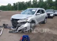 2020 Nissan ROGUE photo