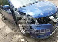 2020 Nissan ROGUE photo