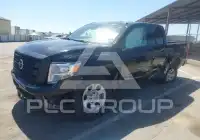 2020 Nissan TITAN photo