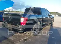 2020 Nissan TITAN фото