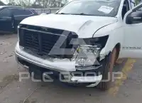 2020 Nissan TITAN фото